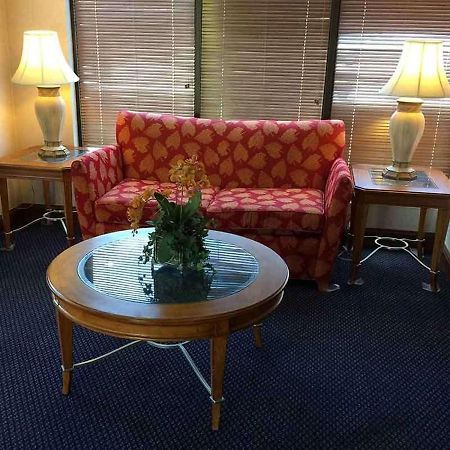 Astoria Hotel Danville North Luaran gambar