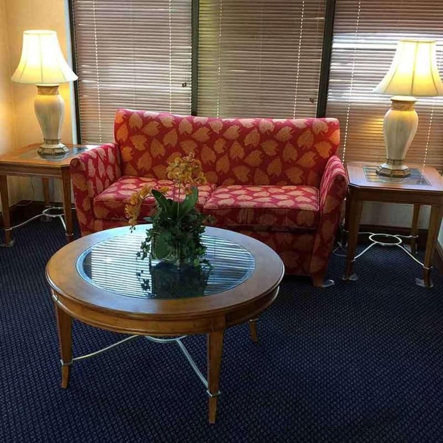 Astoria Hotel Danville North Luaran gambar