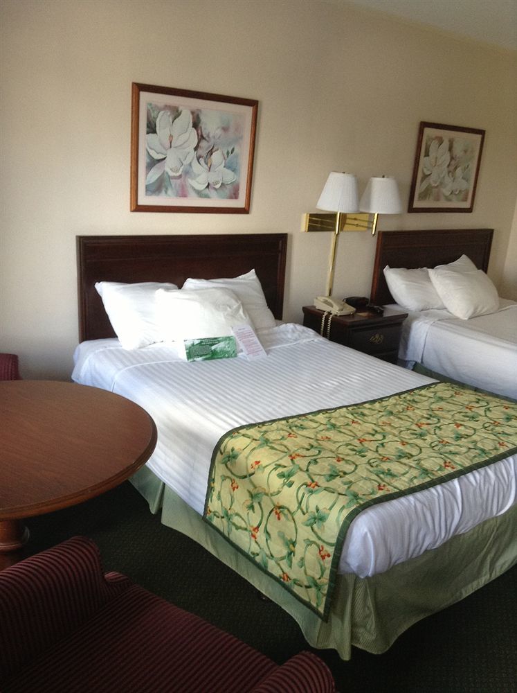Astoria Hotel Danville North Luaran gambar