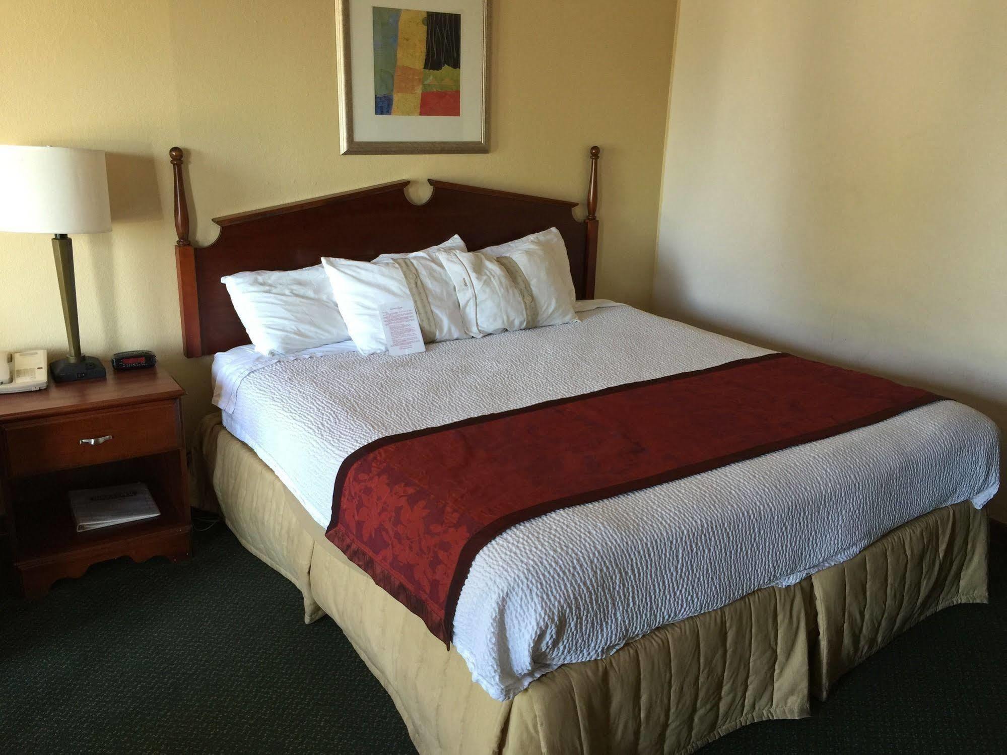 Astoria Hotel Danville North Luaran gambar