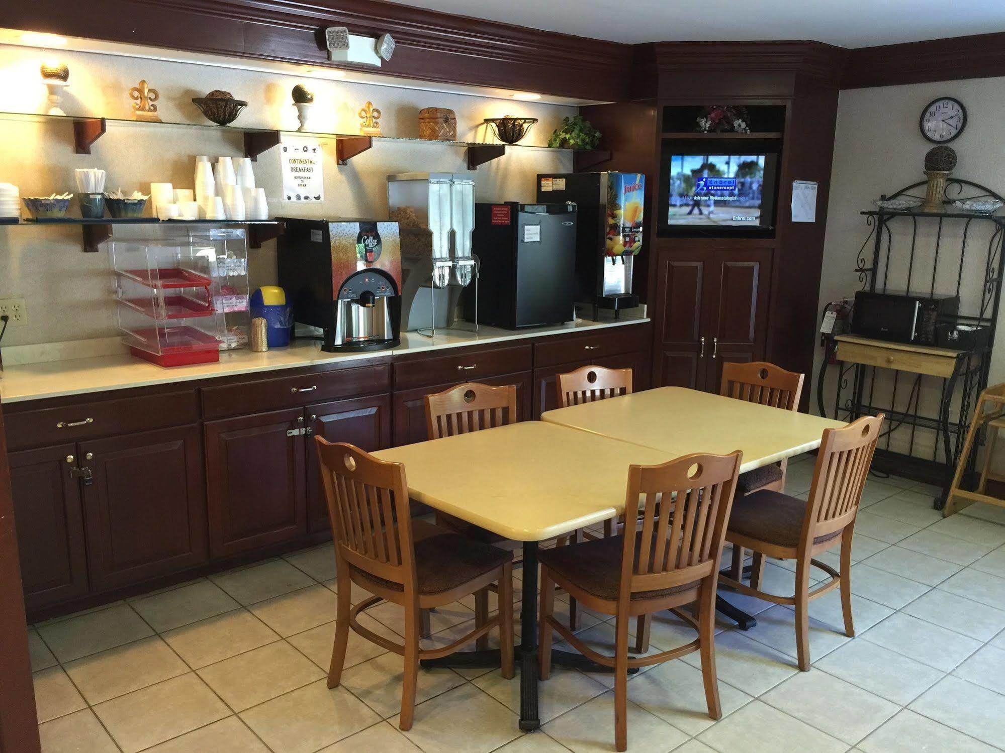Astoria Hotel Danville North Luaran gambar
